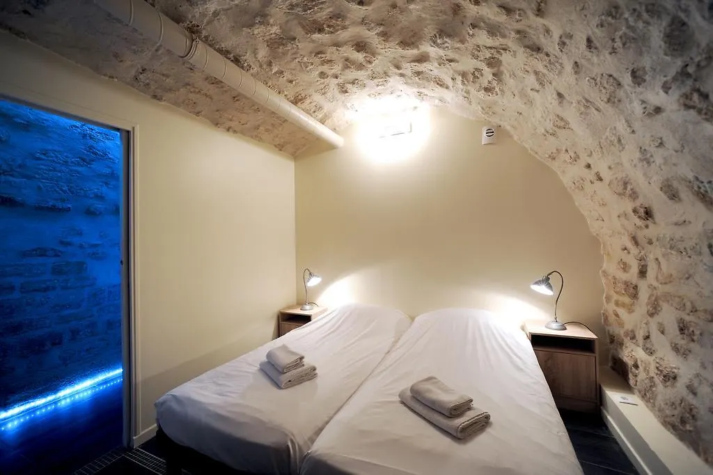 Unique Loft In Le Marais