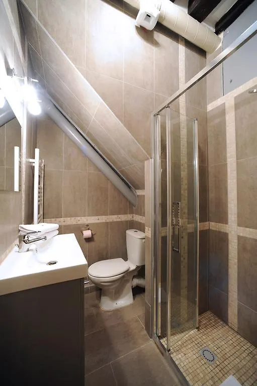 Unique Loft In Le Marais Apartmán